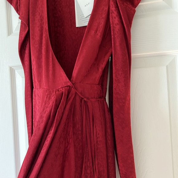 A.L.C. Red silk long sleeve wrap dress. New with tags. Size 4 - Picture 3 of 6